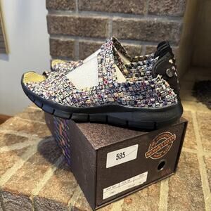 Bernie Mev Womens Comfi Splash Multi-Colored Stretch Woven Open Toe Sz 39 US 8
